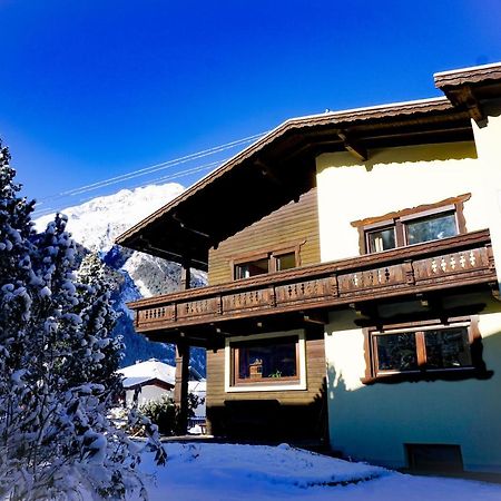 Berghaus Praxmarer Villa Langenfeld Exterior photo